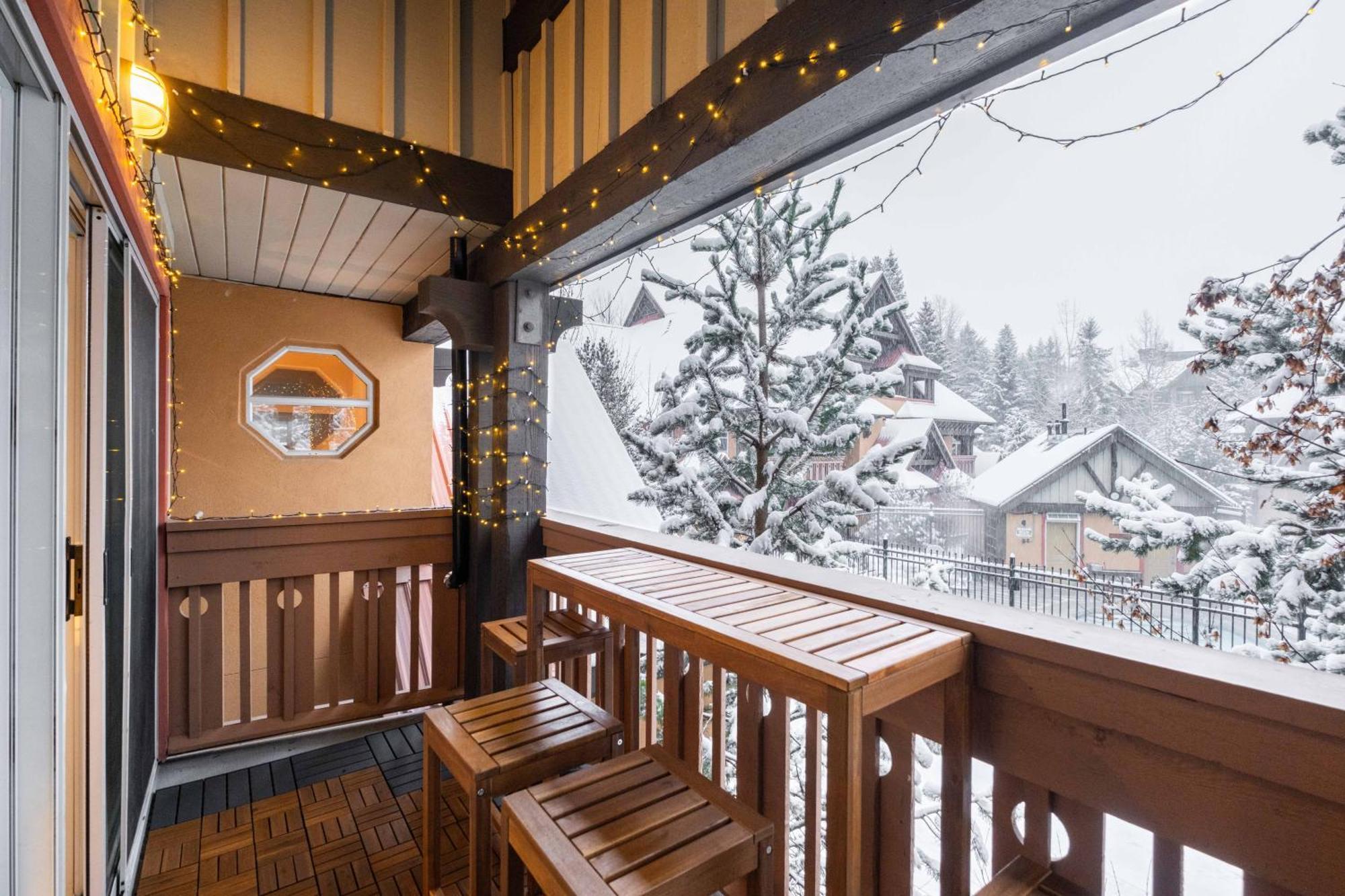 Sunpath By Outpost Whistler Villa Exterior photo